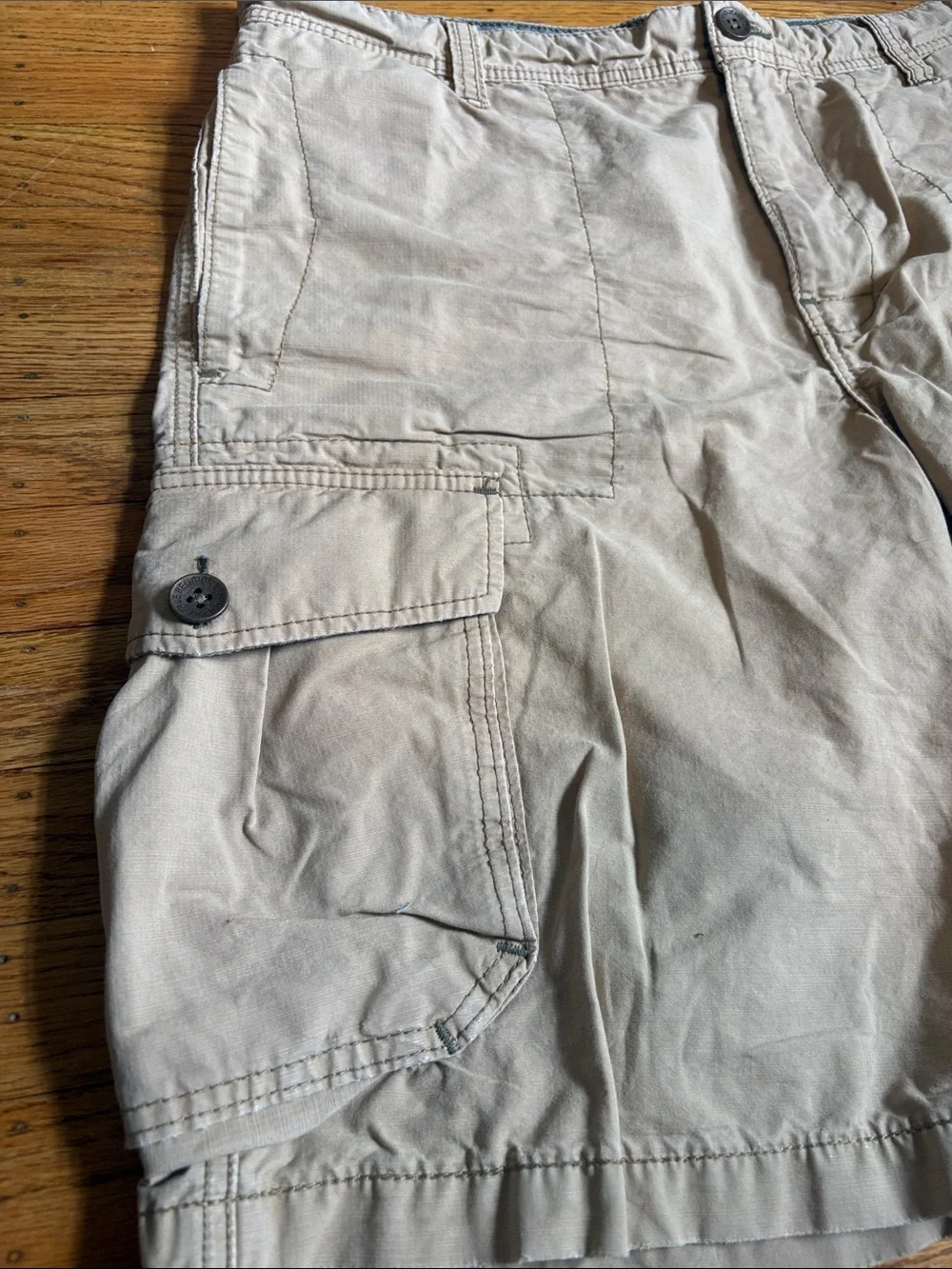 True Religion - Men's Khaki Cargo Shorts